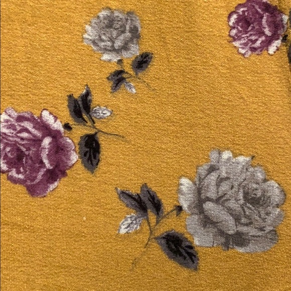 Torrid Floral Babydoll Top. - Picture 2 of 2